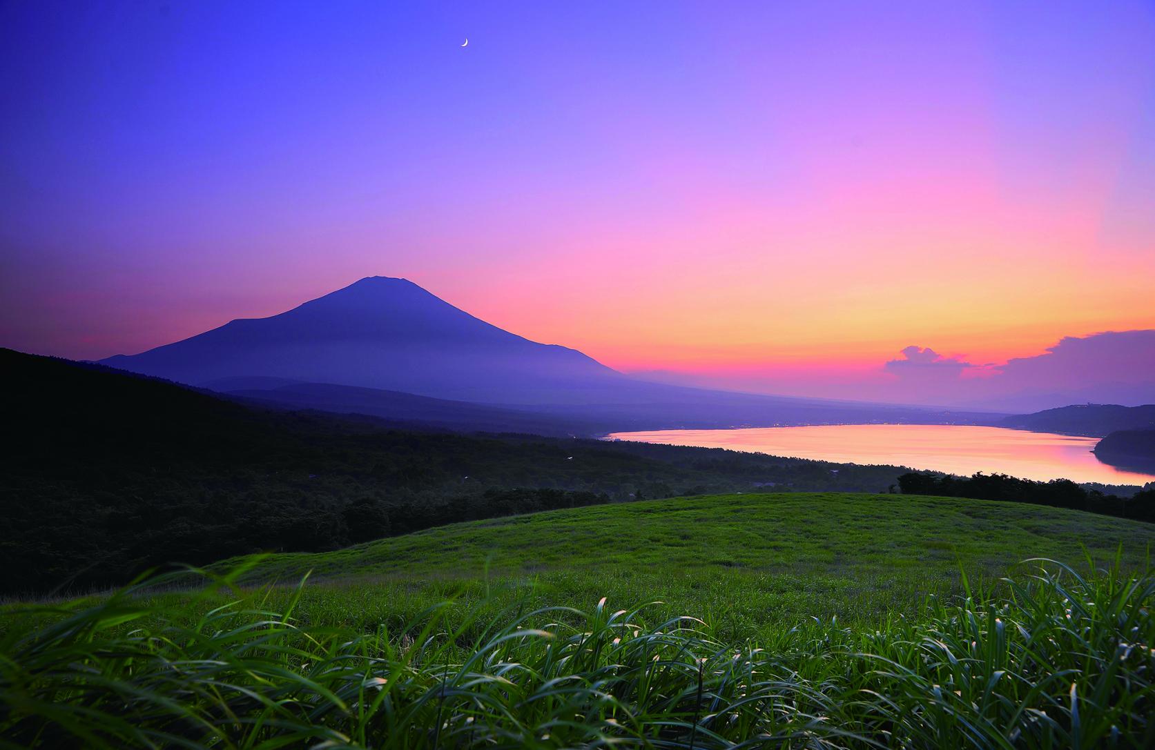 We will Take You to the Best Viewing Points to Photograph Mt. Fuji.-2