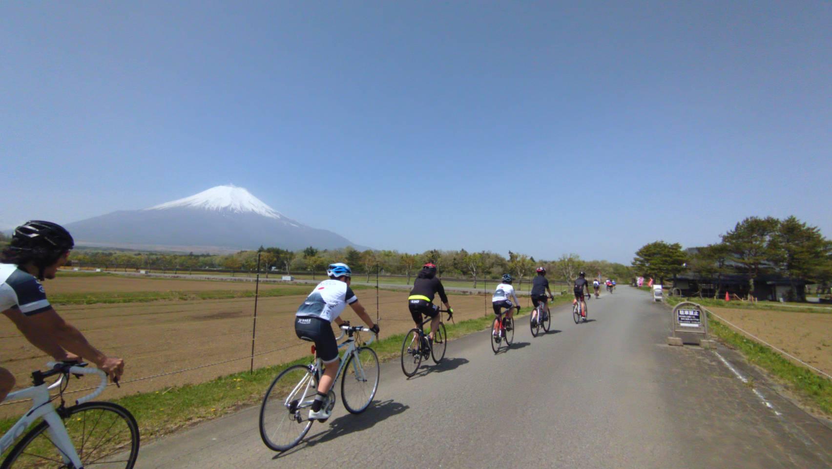 プロと走る ガイド付きサイクリングツアー 体験 山中湖観光協会 公式ホームページ